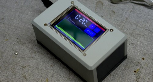 Touchscreen-controlled Arduino Geiger Counter