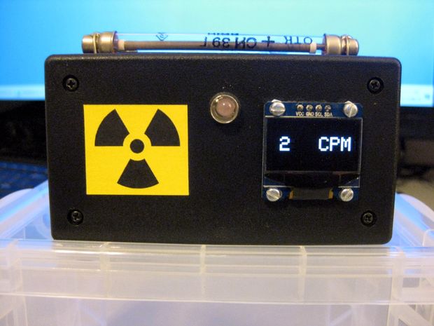 Arduino Mini Geiger Counter