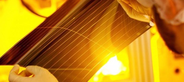 Organic solar cells set new efficiency record