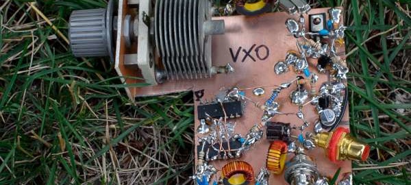 VXO – based PLL frequency synthesizer for 7 MHz