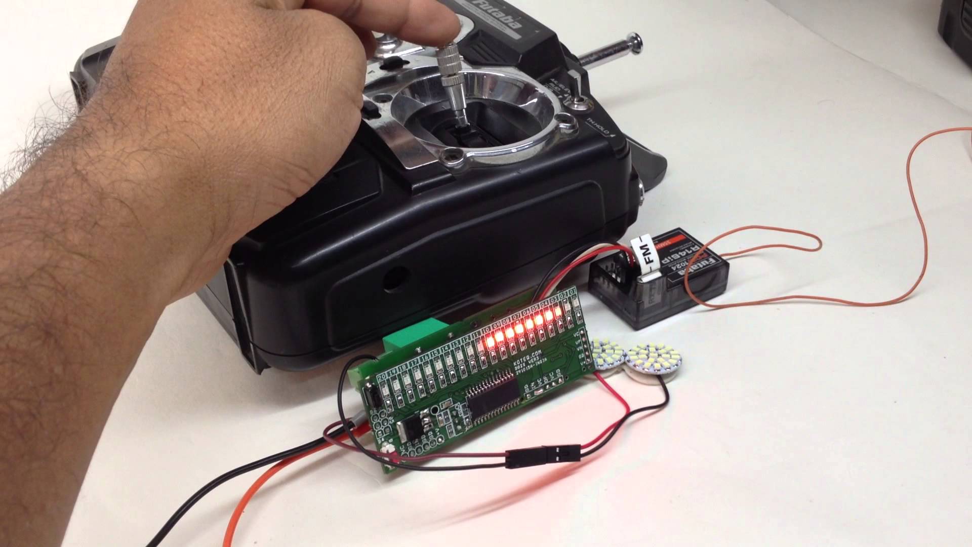 RC Signal Monitor Using Bargraph RC Switch Using Relay Electronics 