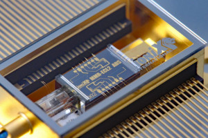 290Hz Narrowband Laser On Chip For Numeros Photonic Applications