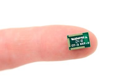 BLYST Nano – The finger-tip sized ARM Cortex-M4F module