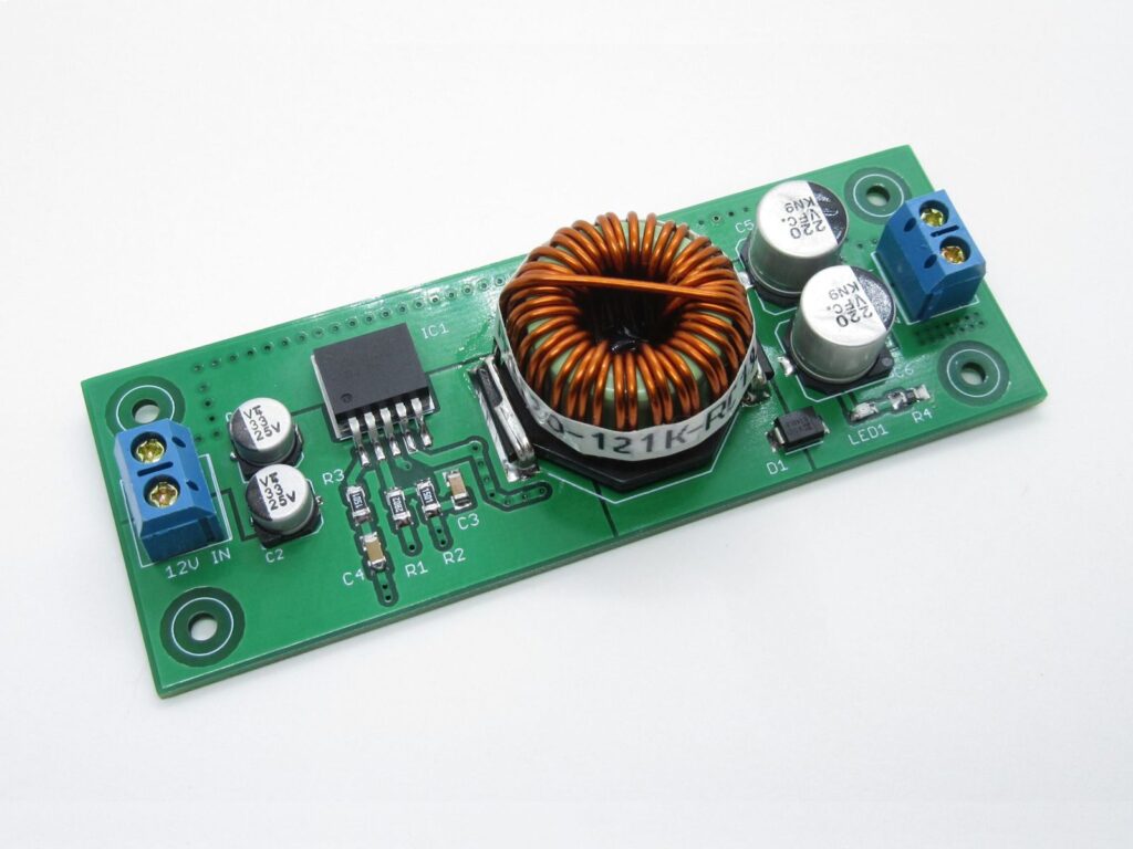 12V to 24V @ 1A Step-up switching regulator using LM2585