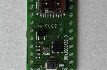 CH32V003 USB Top View - Electronics-Lab.com